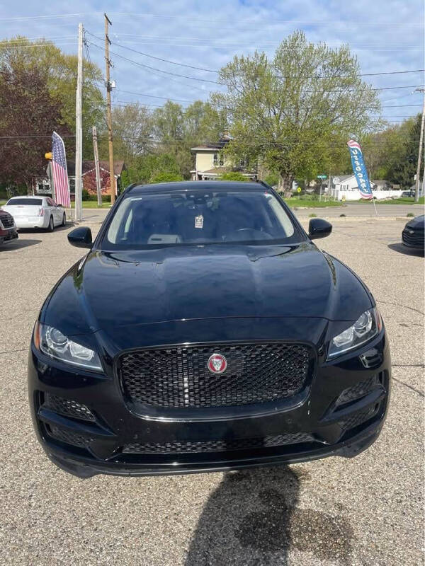 2019 Jaguar F-PACE 30t Premium