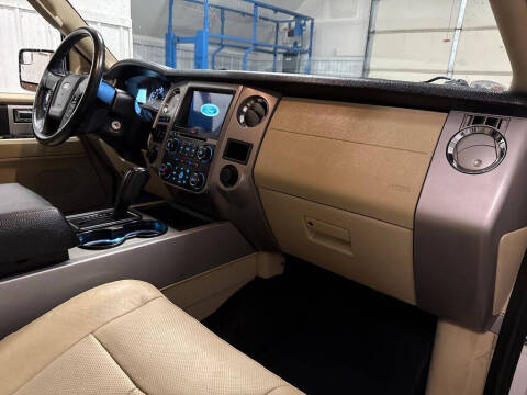 2017 Ford Expedition EL XLT