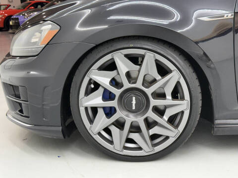 2016 Volkswagen Golf R 4Motion