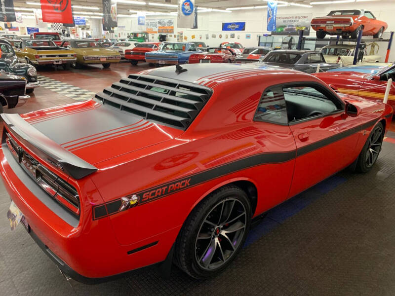 2018 Dodge Challenger 392 HEMI Scat Pack Shaker