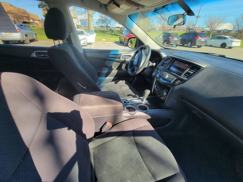 2015 Nissan Pathfinder Platinum