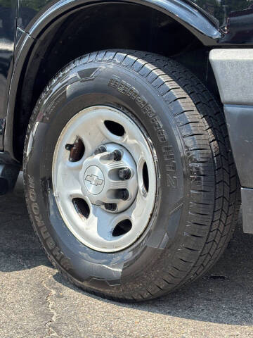2017 Chevrolet Express LS 3500