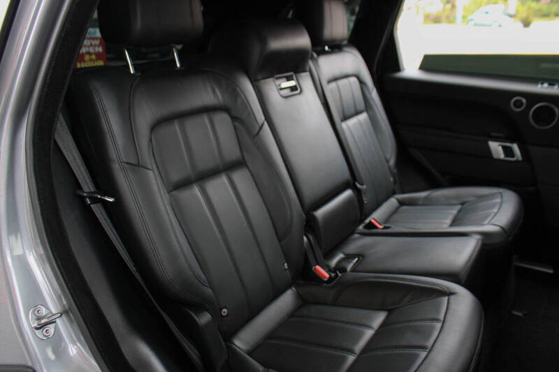 2021 Land Rover Range Rover Sport HSE Silver Edition