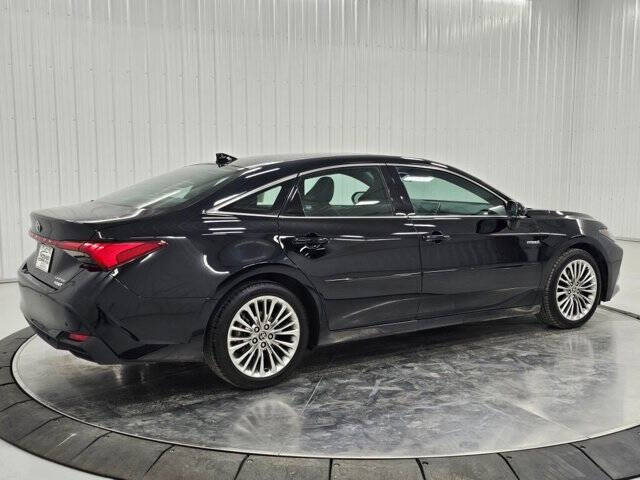 2021 Toyota Avalon Hybrid Limited