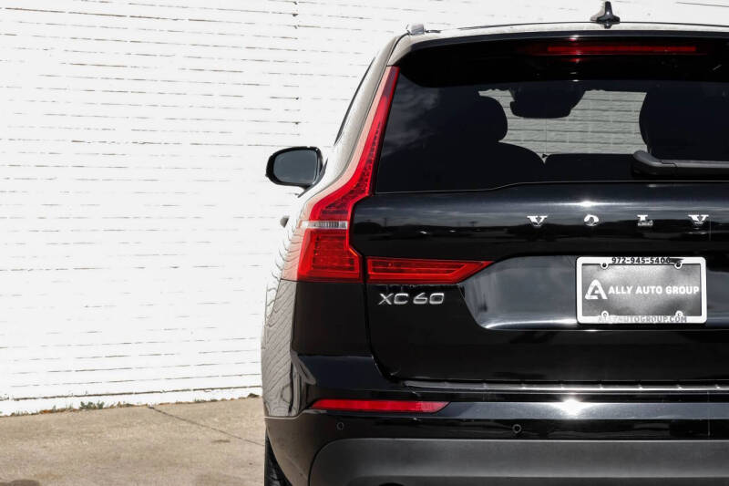 2021 Volvo XC60 T5 Momentum