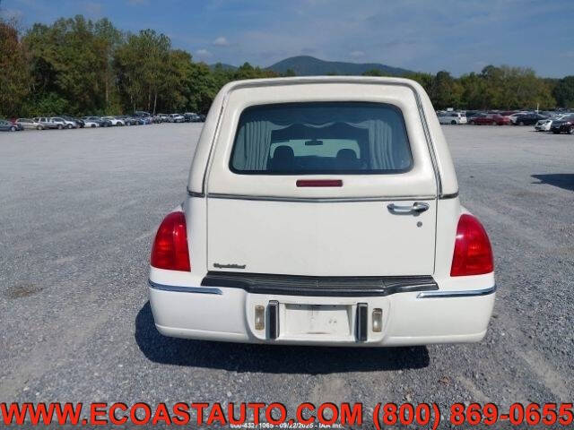 2006 Lincoln Town Car Executive