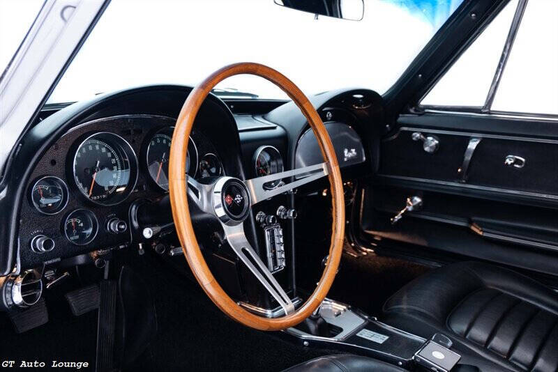 1966 Chevrolet Corvette 31