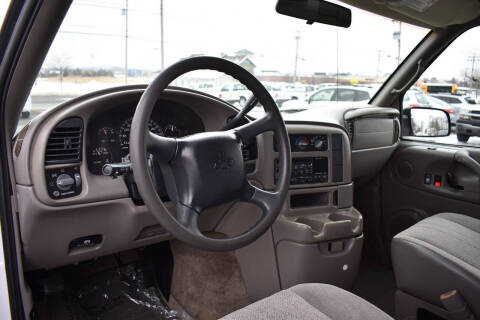 2002 Chevrolet Astro LS