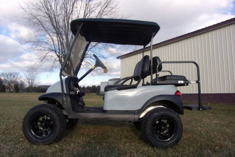 Club Car Precedent Image