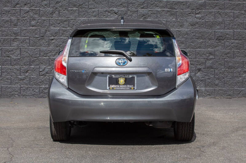 2016 Toyota Prius c Four