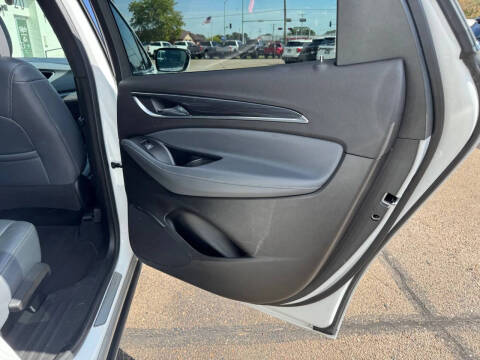 2022 Buick Enclave Essence