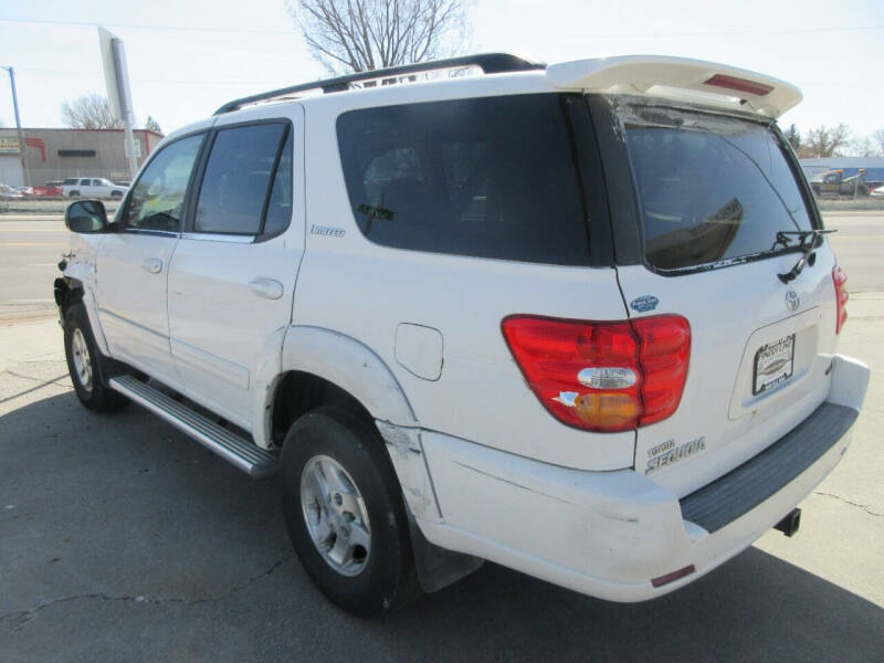 2002 Toyota Sequoia Limited photo 5