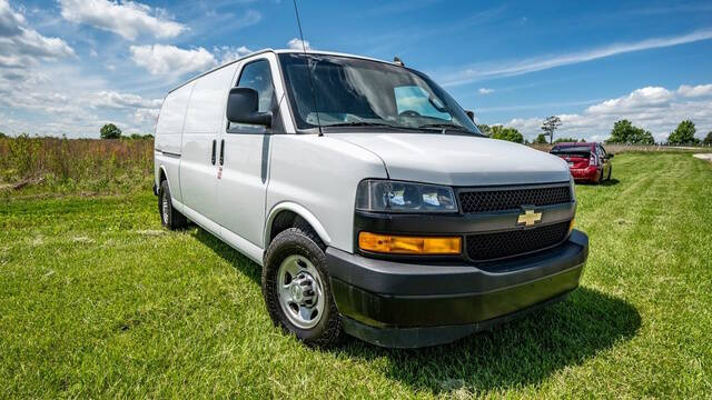 2018 Chevrolet Express Cargo Work Van's photo
