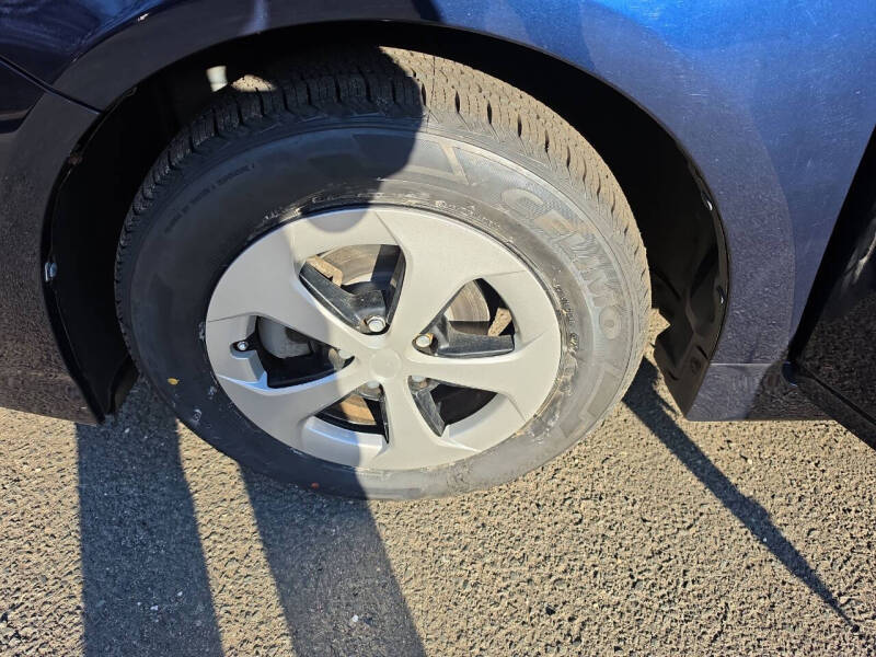 2012 Toyota Prius Two