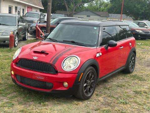 2010 MINI Cooper Clubman for sale at Texas Select Autos LLC in Mckinney TX