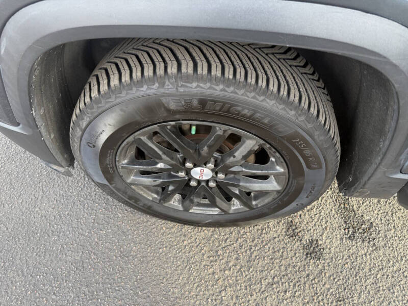 2019 GMC Acadia SLT-1