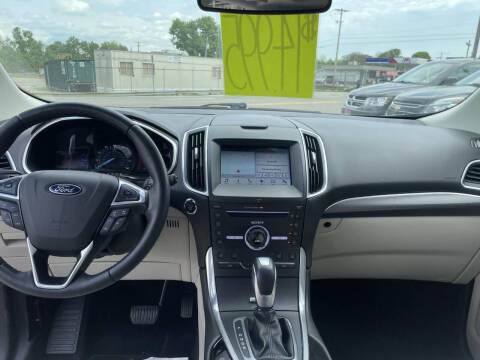 2016 Ford Edge Titanium