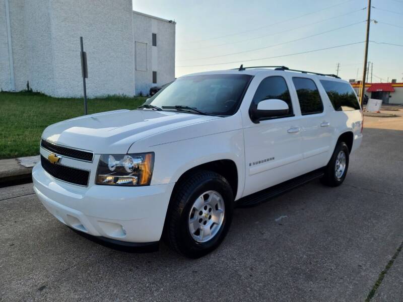 2007 Chevrolet Suburban for sale at DFW Autohaus in Dallas TX