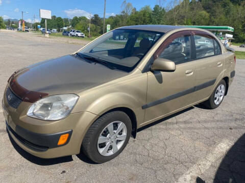 2009 Kia Rio for sale at M&L Auto, LLC in Clyde NC