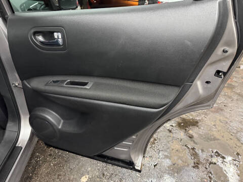 2011 Nissan Rogue SV