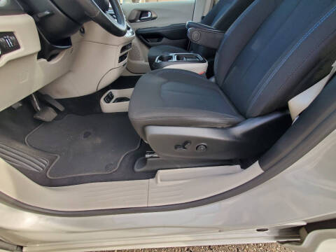 2021 Chrysler Pacifica Touring