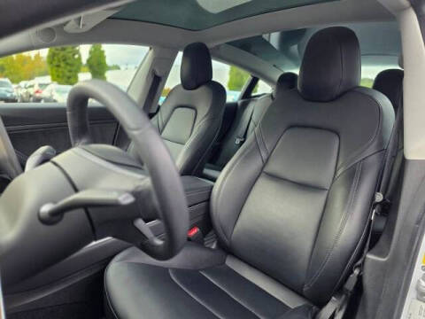 2020 Tesla Model 3 Standard Range Plus