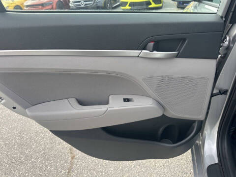 2020 Hyundai Elantra