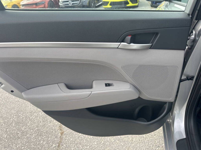 2020 Hyundai Elantra