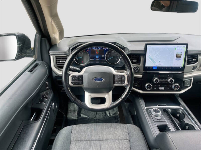 2023 Ford Expedition XLT