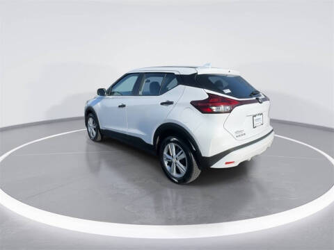 2022 Nissan Kicks S