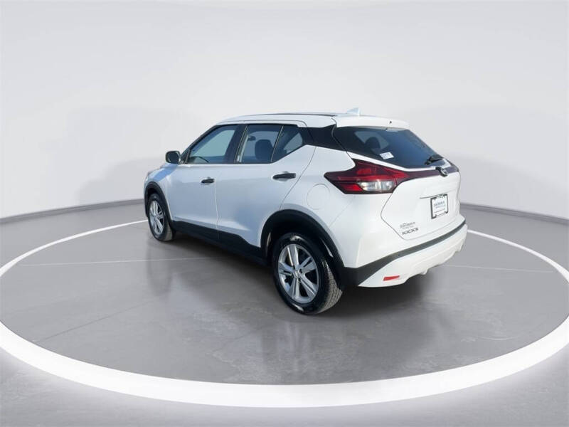 2022 Nissan Kicks S