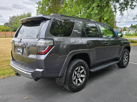 2020 Toyota 4Runner SR5