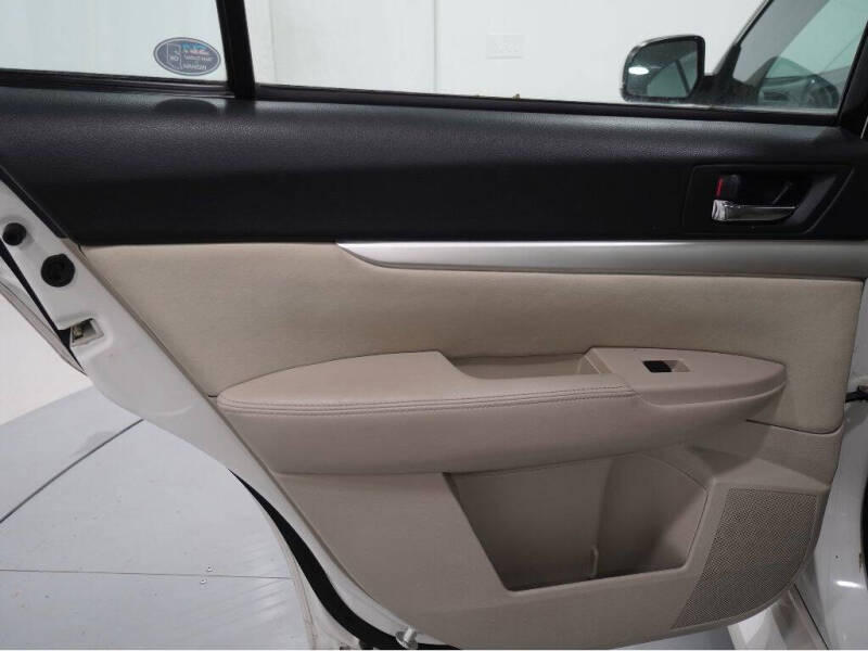 2012 Subaru Legacy 2.5i Premium