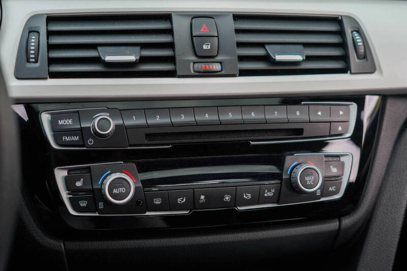 2018 BMW 3 Series 320i xDrive