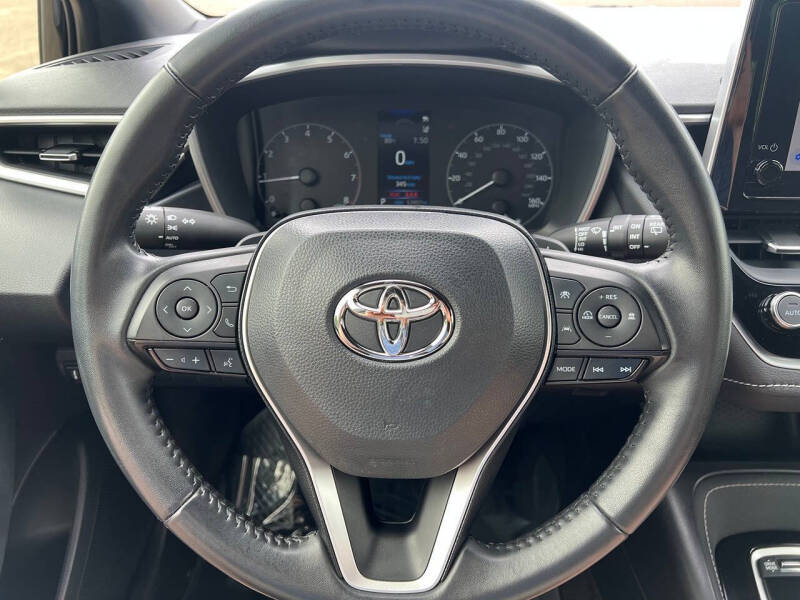 2024 Toyota Corolla Hatchback SE