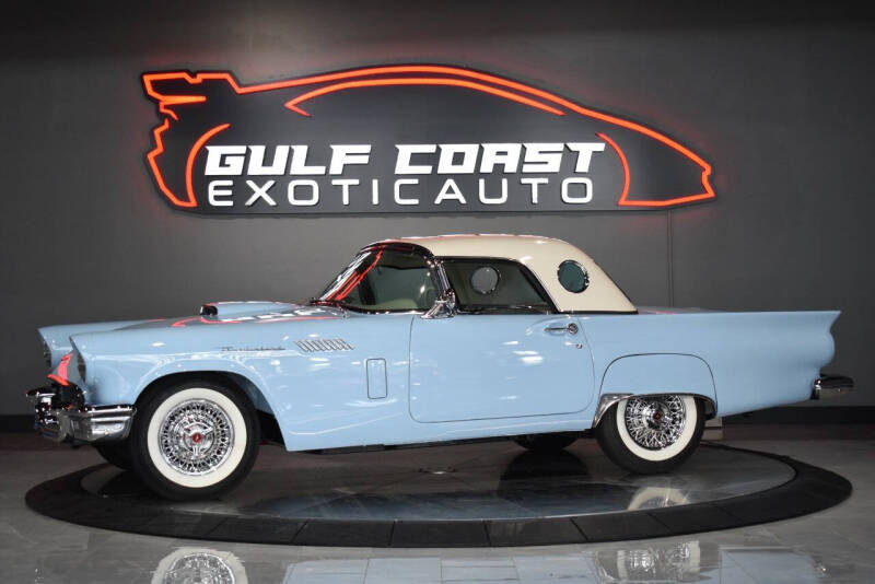 1957 Ford Thunderbird