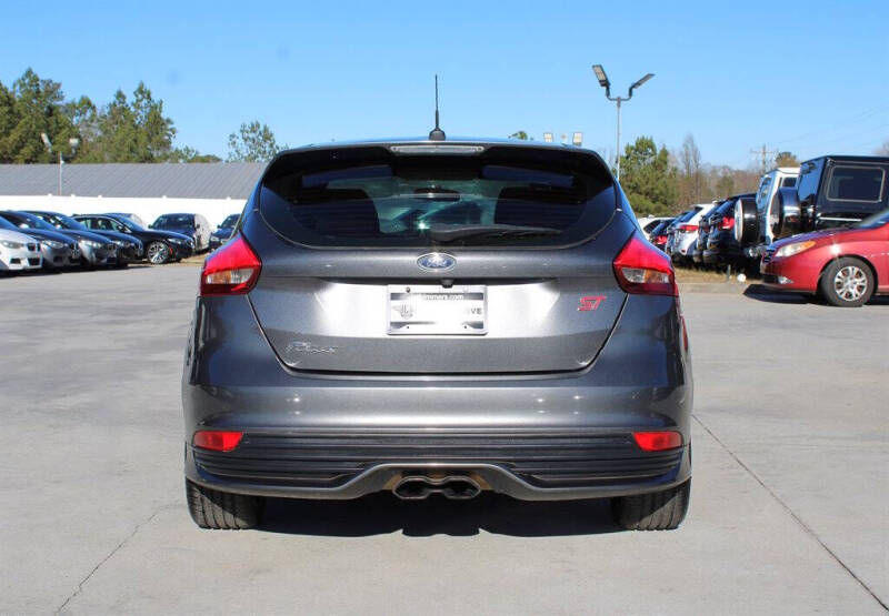 2018 Ford Focus ST