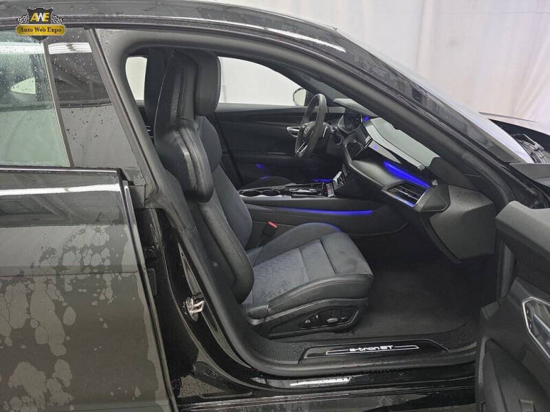 2022 Audi e-tron GT quattro Prestige