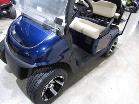 2019 E-Z-GO RXV