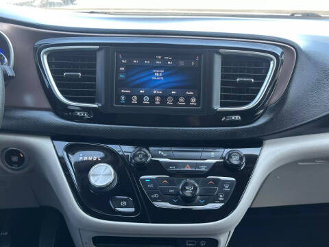 2018 Chrysler Pacifica L