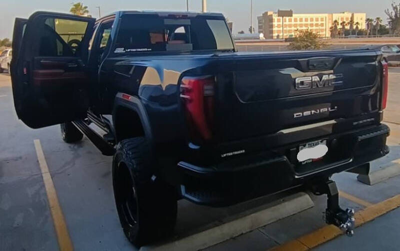 2024 GMC Sierra 2500HD Denali Ultimate