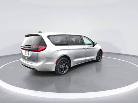 2023 Chrysler Pacifica Plug-In Hybrid Limited