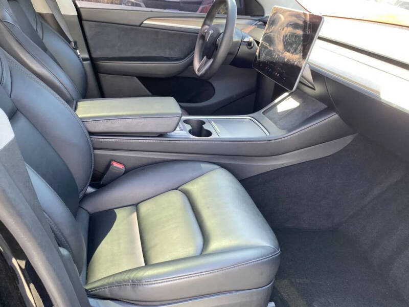 2024 Tesla Model Y Long Range