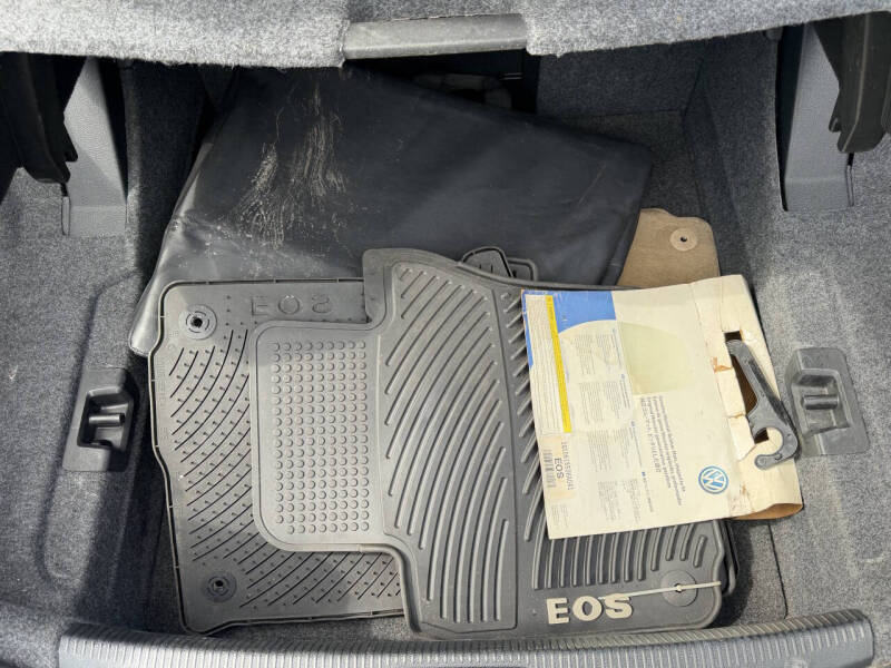 2012 Volkswagen Eos Komfort SULEV