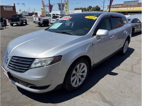 2018 Lincoln MKT Reserve