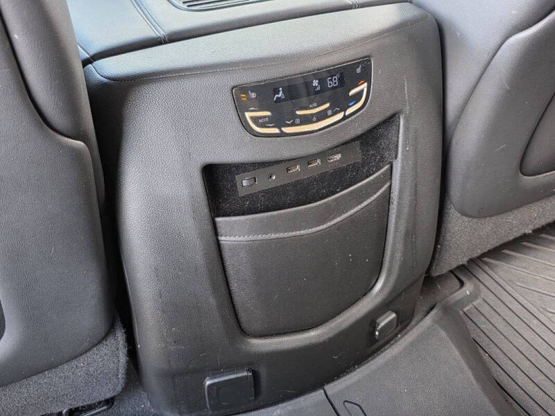 2019 Cadillac Escalade Premium Luxury