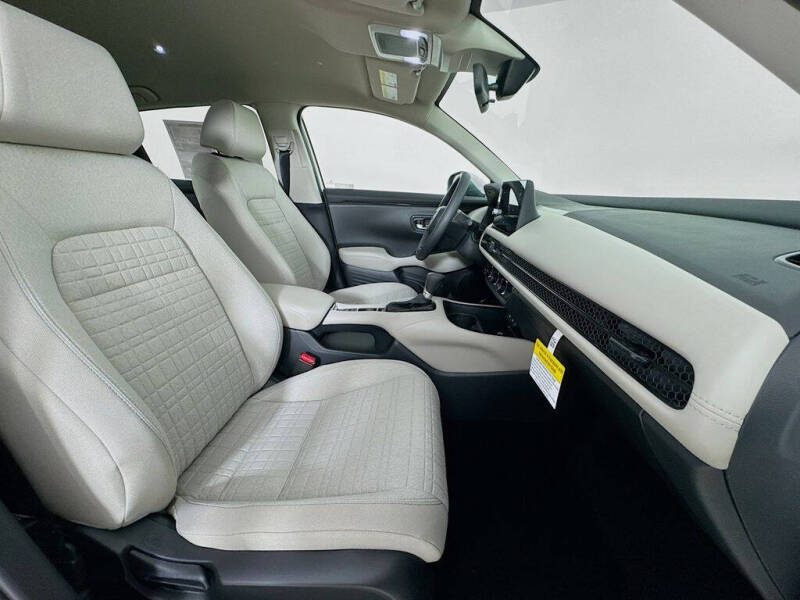 2027 Honda HR-V LX