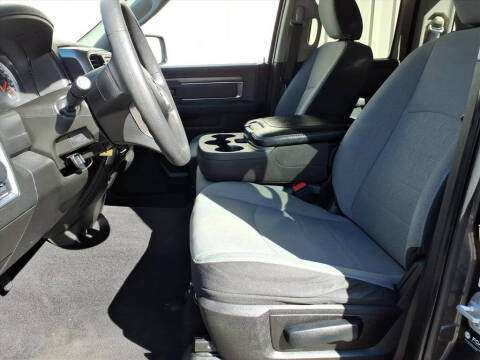 2024 RAM 1500 Classic SLT