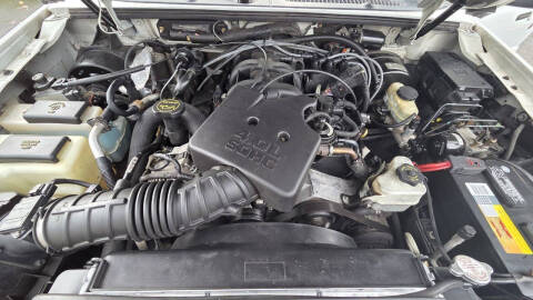 2004 Ford Explorer Sport Trac XLT