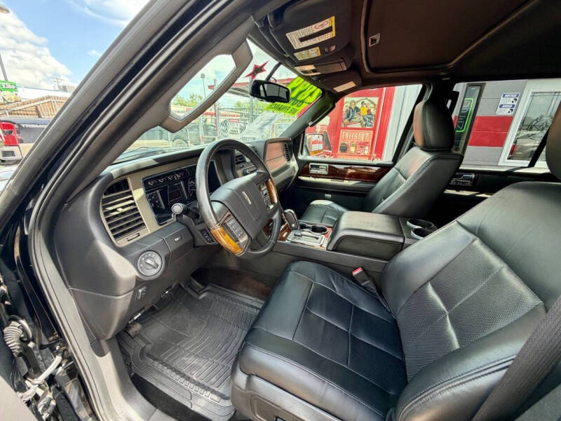 2013 Lincoln Navigator L